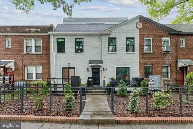 property at 1645 West Virginia Ave NE