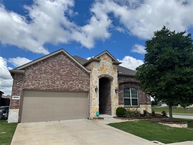 3819 Brazos St in Melissa, TX - Building Photo