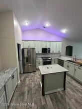 1013 Salina St SE in Palm Bay, FL - Building Photo - Building Photo