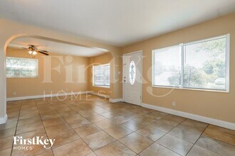 2107 W Herman St in Tampa, FL - Building Photo - Building Photo