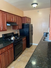 445 S Central Ave in Glendale, CA - Building Photo - Building Photo