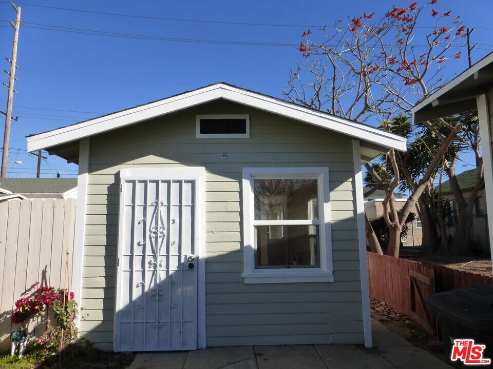 1923 19th St in Santa Monica, CA - Building Photo