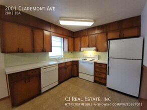 2001 S Claremont Ave in Independence, MO - Building Photo - Building Photo