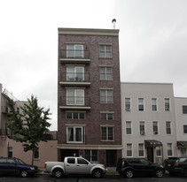 181 Withers St in Brooklyn, NY - Foto de edificio - Building Photo