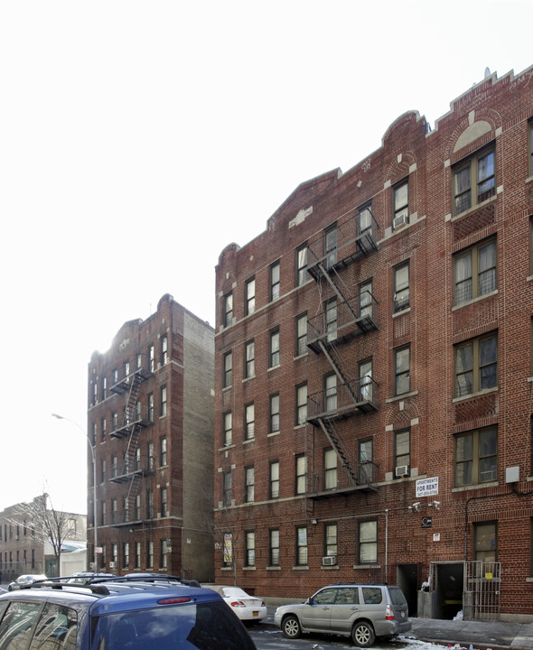 1715-1717 Walton Ave in Bronx, NY - Foto de edificio