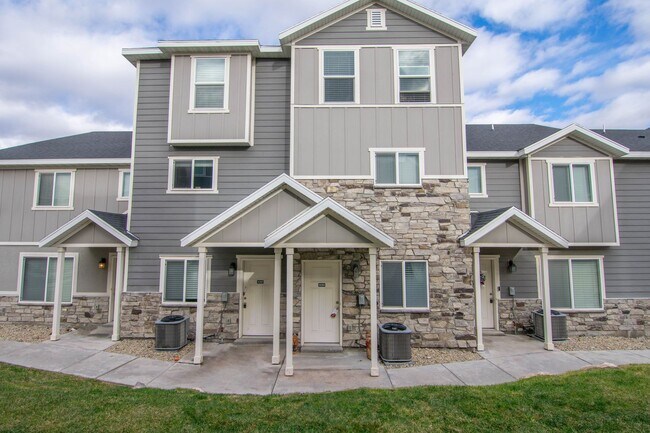 property at 14411 S Ashburn Way