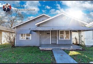 1825 18th St Ensley in Birmingham, AL - Building Photo