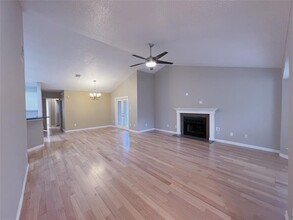 12003 Elfcroft Dr in Austin, TX - Building Photo - Building Photo