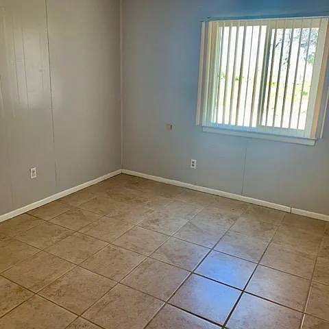 7645 N Star Ave in Twentynine Palms, CA - Building Photo