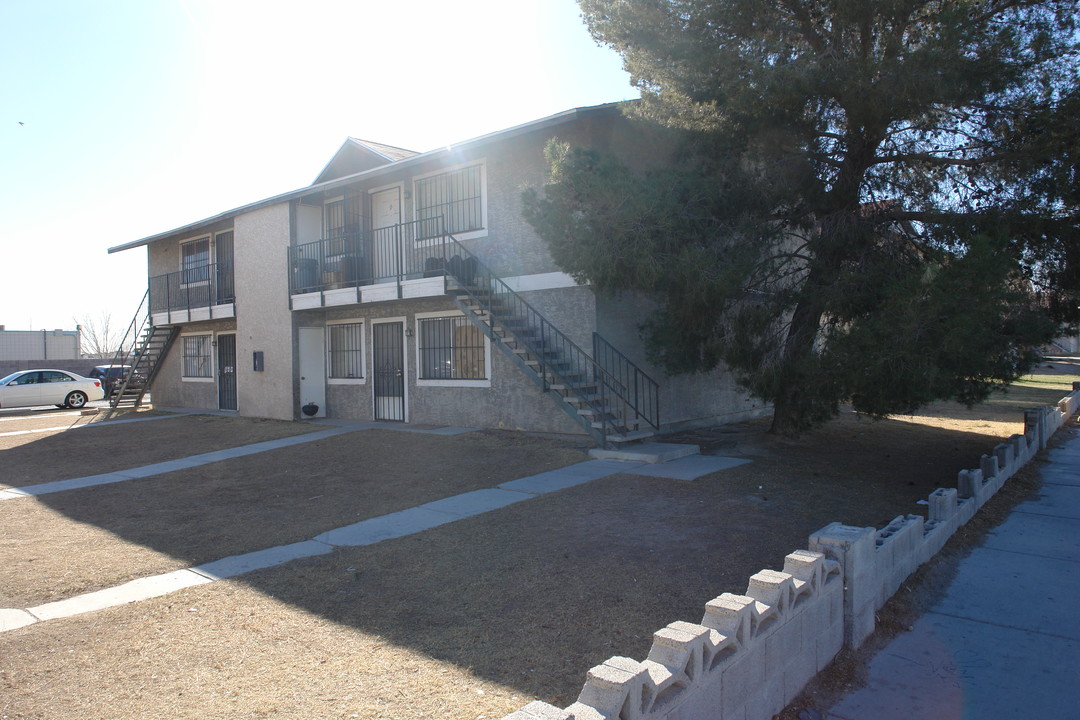 4841 Craig Rd in Las Vegas, NV - Building Photo