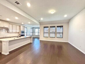 102 Santo Spirit Road in Hutto, TX - Building Photo - Building Photo