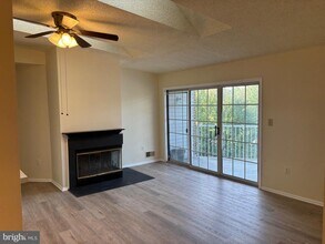 14 Lehavre Ct in Hamilton Township, NJ - Building Photo - Building Photo
