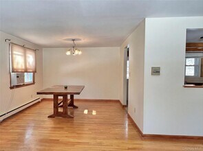 3160 US-44 in Gardiner, NY - Building Photo - Building Photo