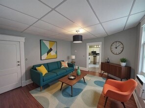 812 Marshall Ave SW, Unit Apartment B in Roanoke, VA - Foto de edificio - Building Photo