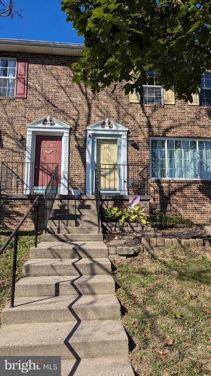 property at 138 Parkside Dr