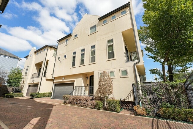 property at 5612 Kiam St