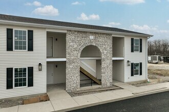 Gateway Apartments in New Haven, IN - Foto de edificio - Building Photo