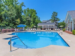 Walden Glen Apartments in Evans, GA - Foto de edificio - Building Photo