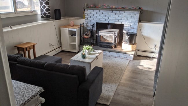 27 W Hill Terrace in Naugatuck, CT - Foto de edificio - Building Photo