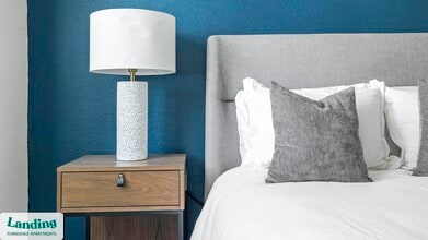 7116 Finn Hall Ave, Unit 11-108 in Charlotte, NC - Foto de edificio - Building Photo