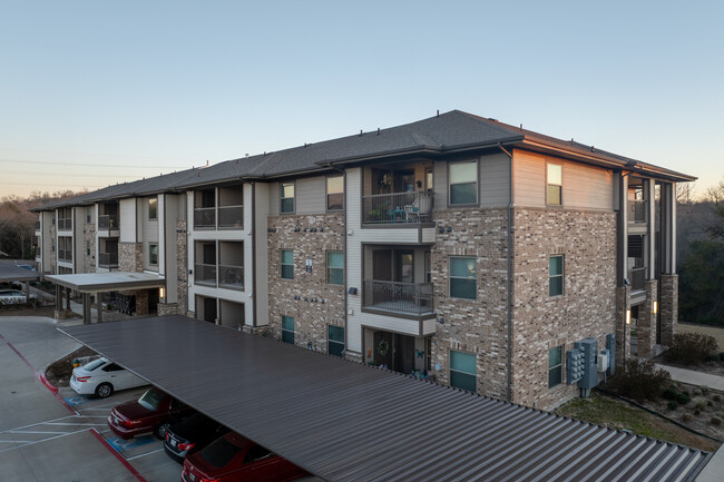 Residences at Lake Waco in Waco, TX - Building Photo - Building Photo