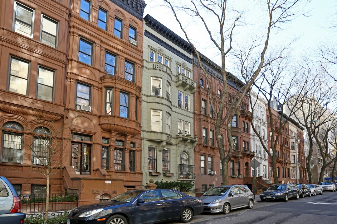 12 W 90th St in New York, NY - Foto de edificio