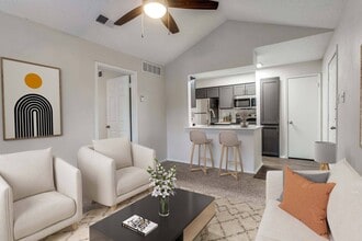 Oaklyn in McKinney, TX - Building Photo - Building Photo