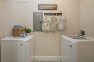 1000 Olde Eastwood Village Blvd in Asheville, NC - Building Photo - Building Photo