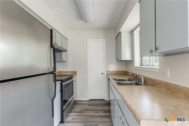 property at 4509 Calle Roble