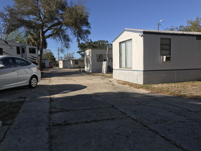 Hillside Mobile Home Park in Daytona Beach, FL - Building Photo - Other