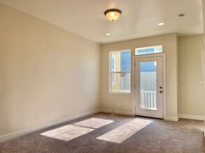 7857 S 5440 W in West Jordan, UT - Building Photo - Building Photo