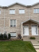 183 N Des Plaines River Rd in Des Plaines, IL - Building Photo