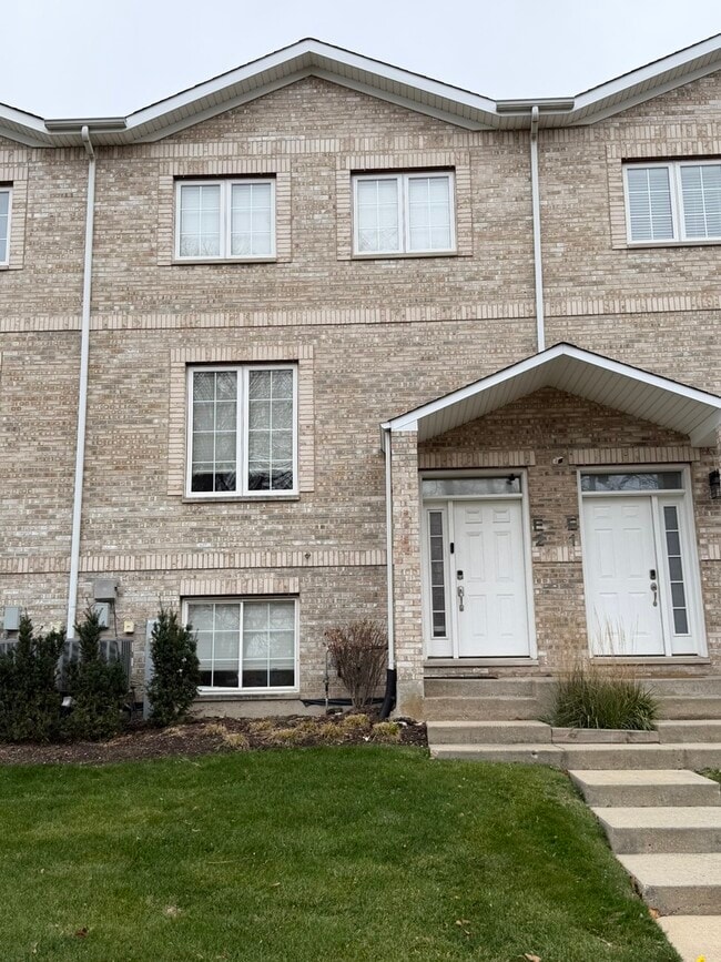 property at 183 N Des Plaines River Rd