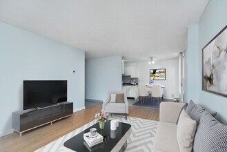 725-715 15 Ave SW in Calgary, AB - Building Photo - Building Photo