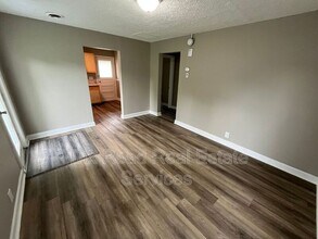 1936 Pater Ave in Hamilton, OH - Building Photo - Building Photo
