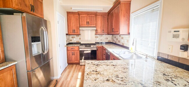5875 S Hollyhock Way in Boise, ID - Building Photo - Building Photo