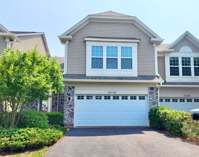 property at 15119 Laurel Ln