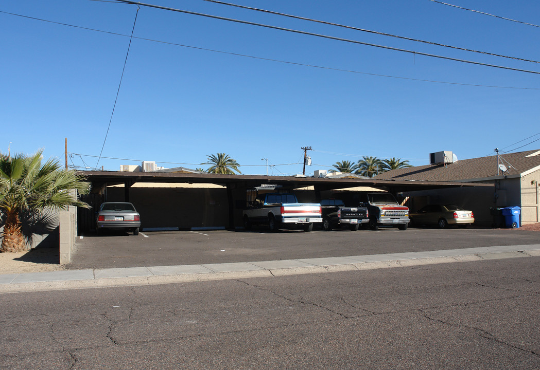 Sun Valley North in Phoenix, AZ - Building Photo