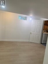 21 Hawkstone Crescent in Whitby, ON - Building Photo - Building Photo