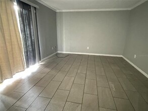 1223 CR 463 in Lake Panasoffkee, FL - Building Photo - Building Photo