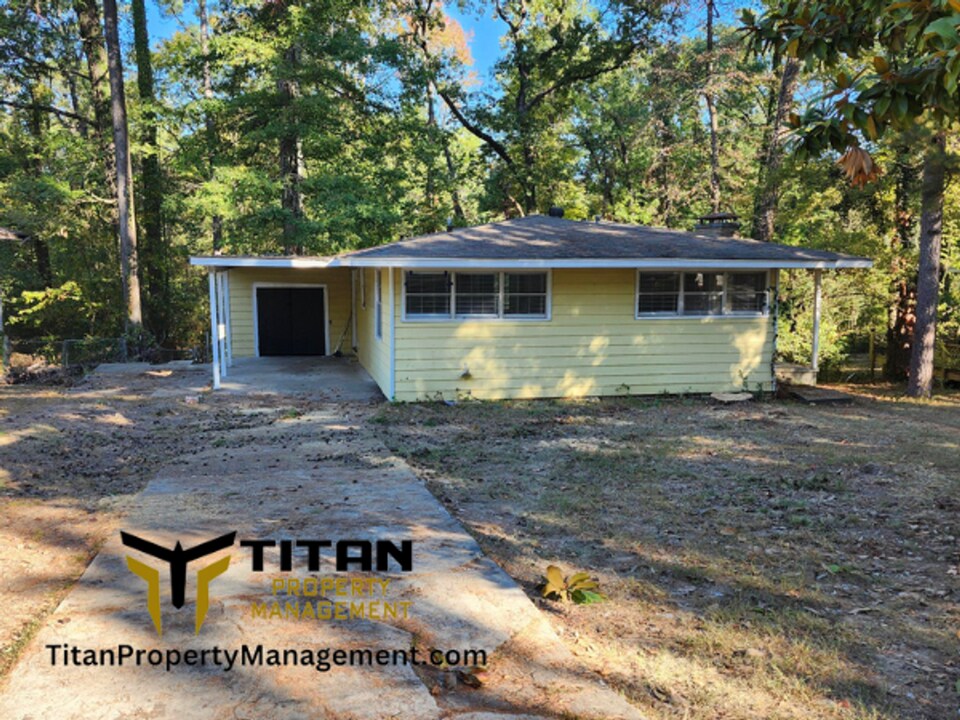 719 Forest Ln in Benton, AR - Building Photo
