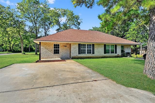 property at 712 Seven Oaks Rd