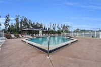 16001 Amberwood Lake Ct in Ft. Myers, FL - Foto de edificio - Building Photo