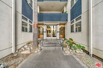 900 Euclid St in Santa Monica, CA - Building Photo - Building Photo