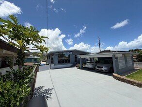 3824 Harding Ave in Honolulu, HI - Building Photo - Building Photo
