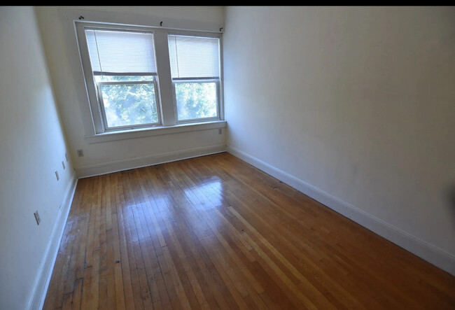 1410 Beacon St, Unit 3