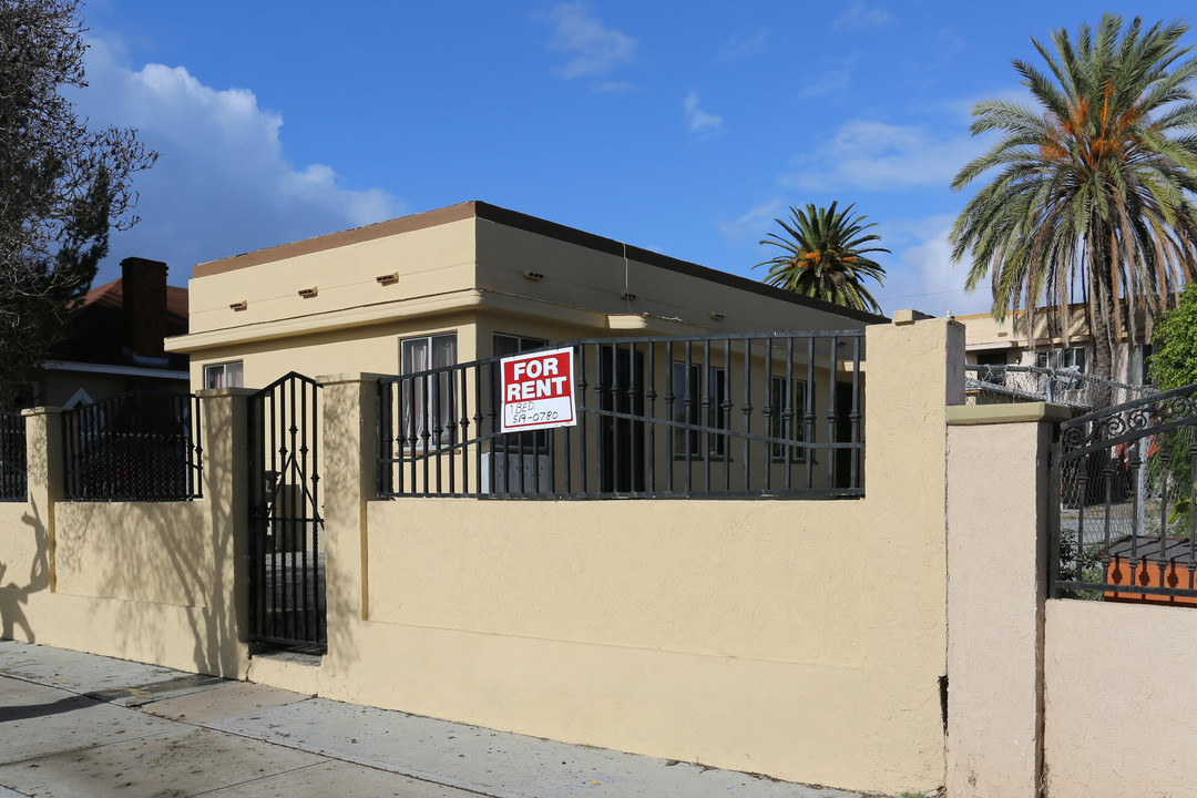 2242-2248 Julian Ave in San Diego, CA - Building Photo