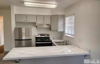 1446 Model Wy in Reno, NV - Building Photo - Building Photo