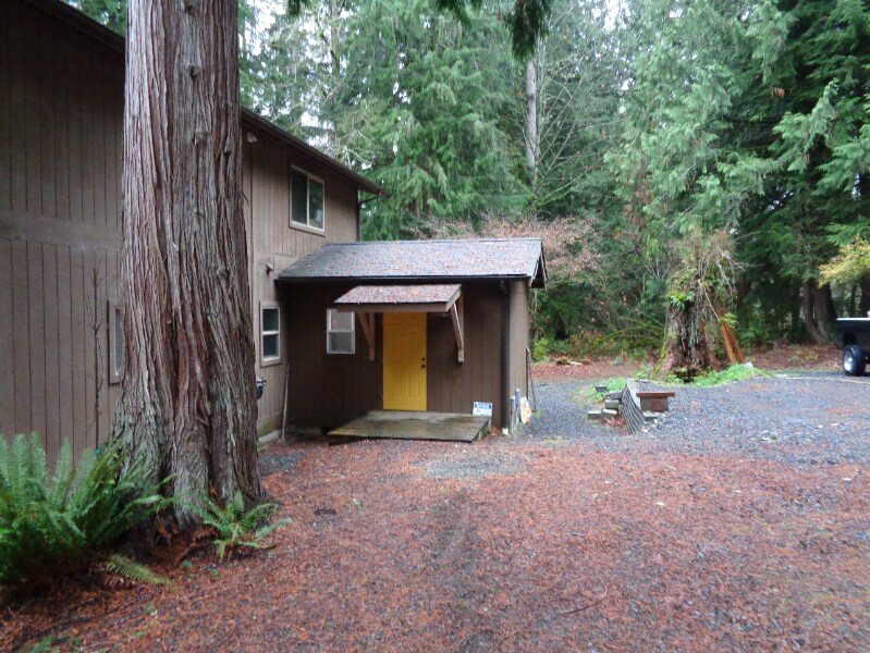 9120 177th Ave NE in Granite Falls, WA - Foto de edificio