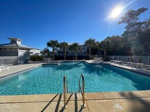 22940 Ann Miller Rd in Panama City Beach, FL - Building Photo - Building Photo